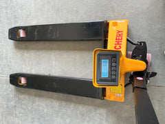 4400lbs Pallet Truck with Scale